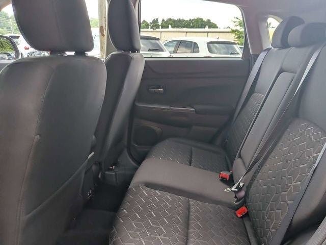 2026 Mitsubishi Outlander Sport 2.0 LE