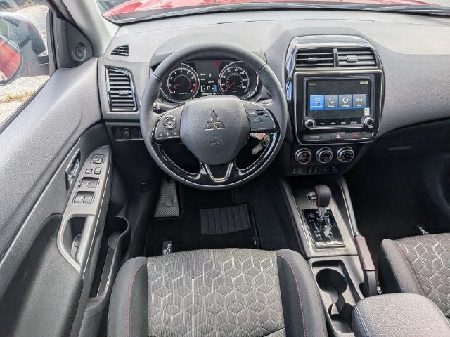 2026 Mitsubishi Outlander Sport 2.0 LE