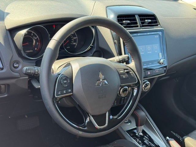 2025 Mitsubishi Outlander Sport Base