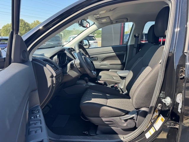 2025 Mitsubishi Outlander Sport Base