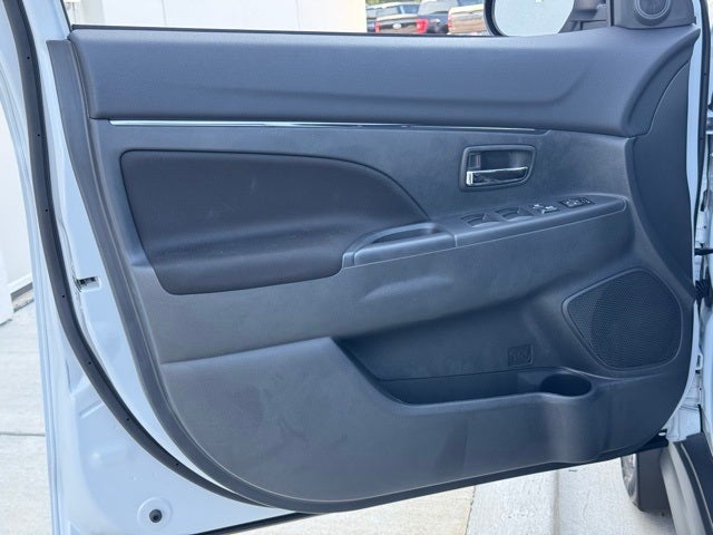 2025 Mitsubishi Outlander Sport Base