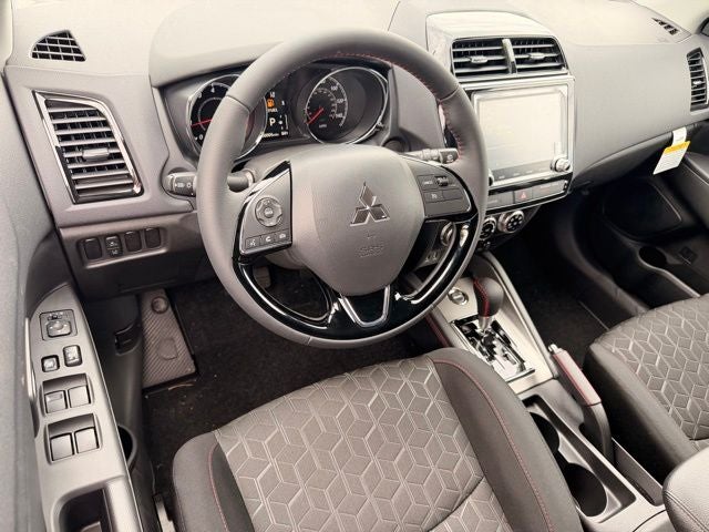 2026 Mitsubishi Outlander Sport 2.0 LE
