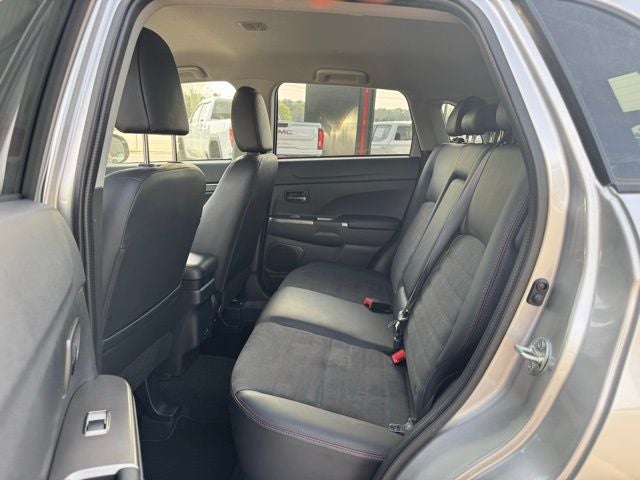 2025 Mitsubishi Outlander Sport 2.0 SE