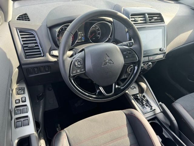2025 Mitsubishi Outlander Sport 2.0 SE