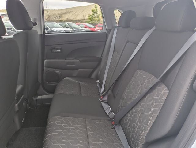 2026 Mitsubishi Outlander Sport 2.0 LE