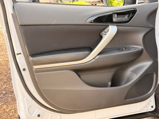 2026 Mitsubishi Eclipse Cross ES