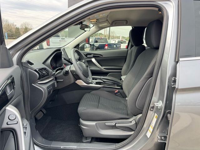 2026 Mitsubishi Eclipse Cross Base