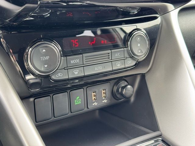 2026 Mitsubishi Eclipse Cross Base