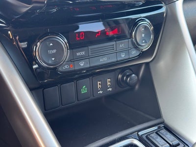 2025 Mitsubishi Eclipse Cross Base