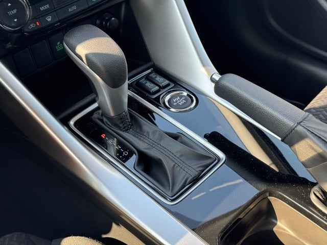 2025 Mitsubishi Eclipse Cross Base