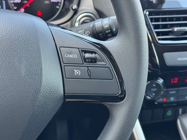 2025 Mitsubishi Eclipse Cross Base