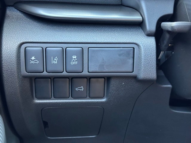 2025 Mitsubishi Eclipse Cross Base