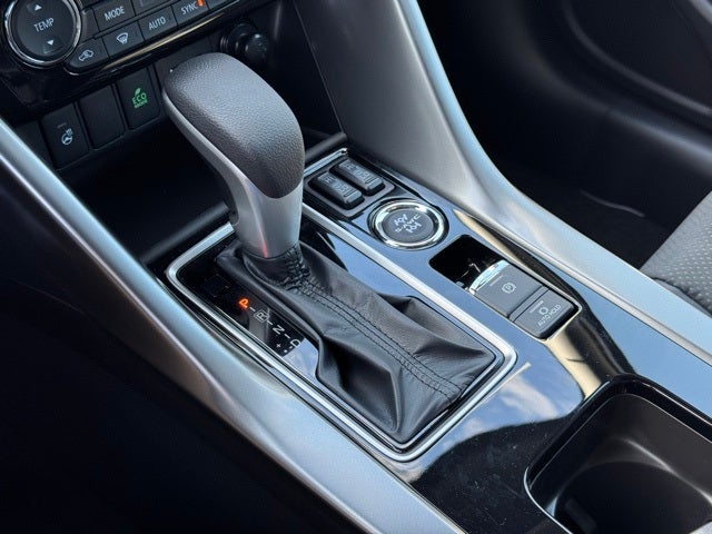 2025 Mitsubishi Eclipse Cross Base