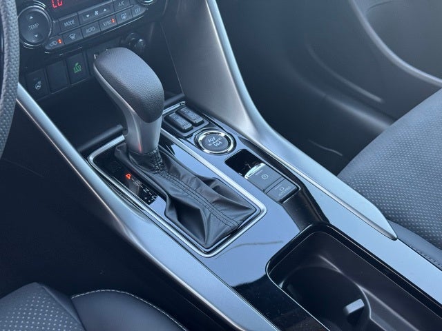 2025 Mitsubishi Eclipse Cross Base