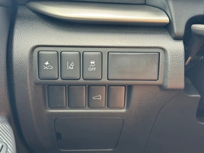 2025 Mitsubishi Eclipse Cross Base