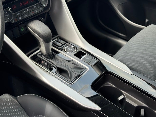 2025 Mitsubishi Eclipse Cross Base