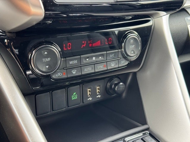 2025 Mitsubishi Eclipse Cross Base