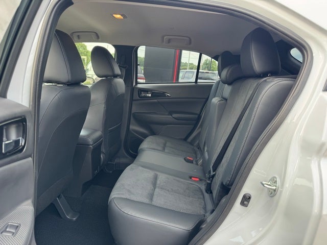 2025 Mitsubishi Eclipse Cross Base