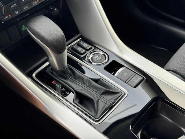 2025 Mitsubishi Eclipse Cross Base