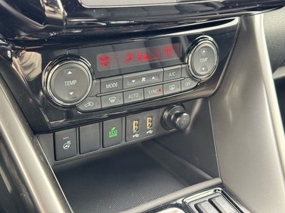 2026 Mitsubishi Eclipse Cross Base