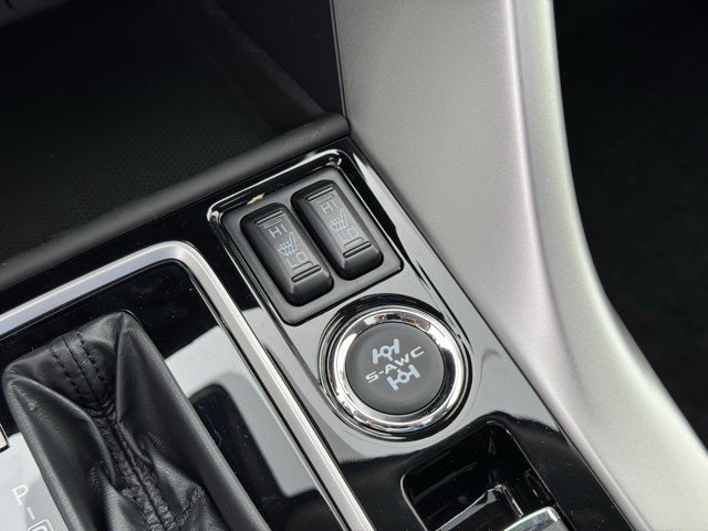 2026 Mitsubishi Eclipse Cross Base