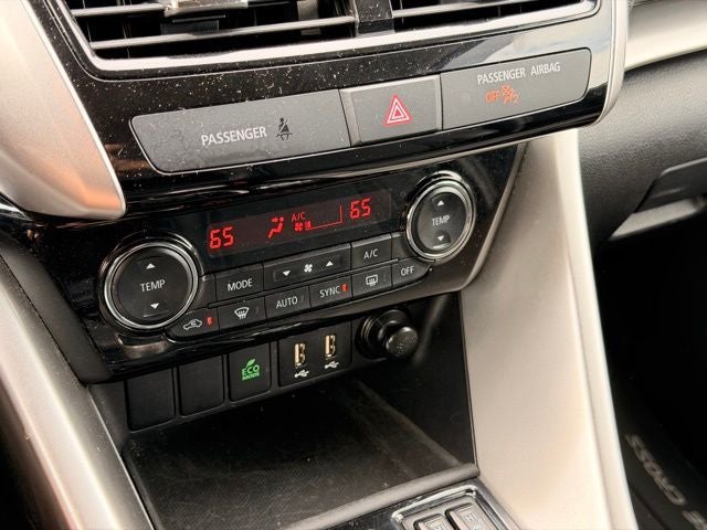 2025 Mitsubishi Eclipse Cross SE