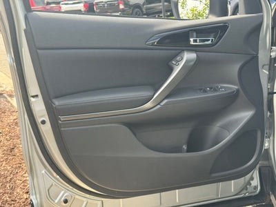 2025 Mitsubishi Eclipse Cross Base