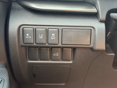 2025 Mitsubishi Eclipse Cross Base