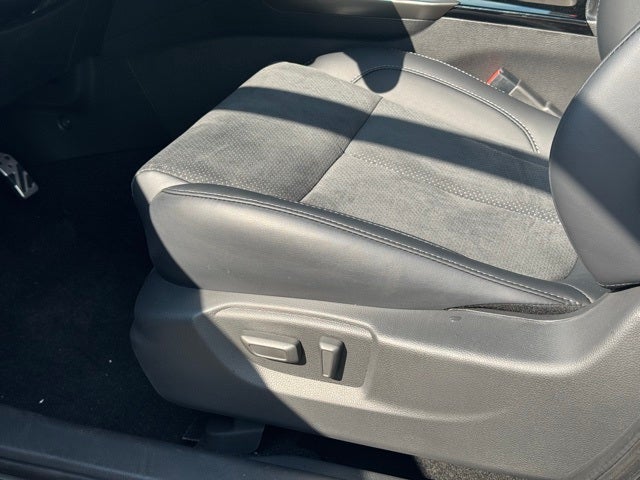 2025 Mitsubishi Eclipse Cross Base