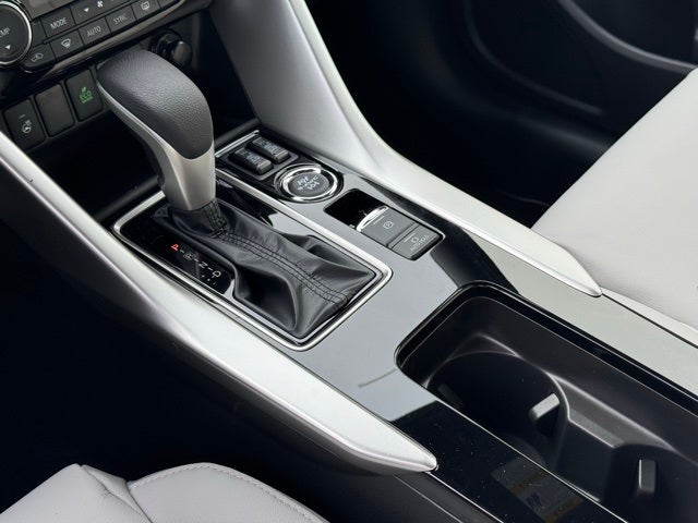 2026 Mitsubishi Eclipse Cross Base