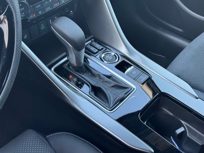 2025 Mitsubishi Eclipse Cross Base