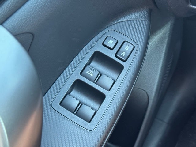 2025 Mitsubishi Eclipse Cross Base