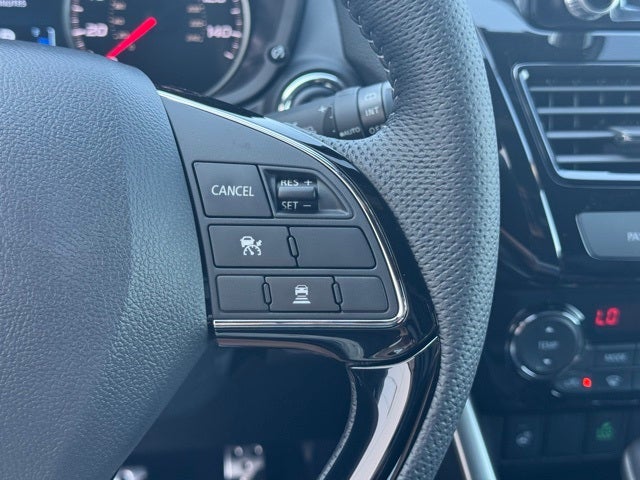 2025 Mitsubishi Eclipse Cross Base