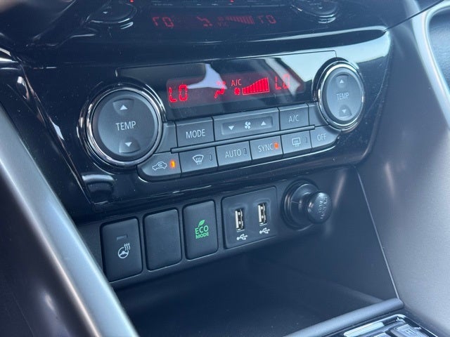 2025 Mitsubishi Eclipse Cross Base