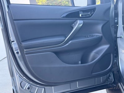 2025 Mitsubishi Eclipse Cross Base