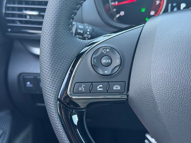 2025 Mitsubishi Eclipse Cross Base