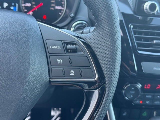 2025 Mitsubishi Eclipse Cross Base