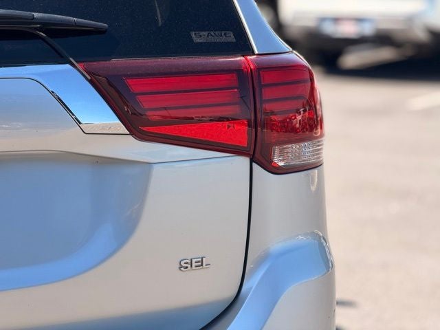 2020 Mitsubishi Outlander Base