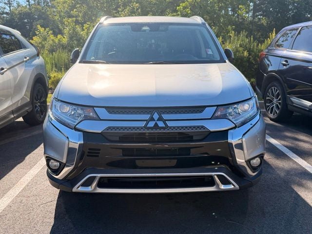 2020 Mitsubishi Outlander Base