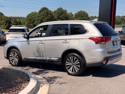 2020 Mitsubishi Outlander Base