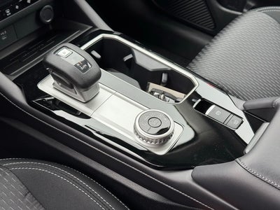 2025 Mitsubishi Outlander ES