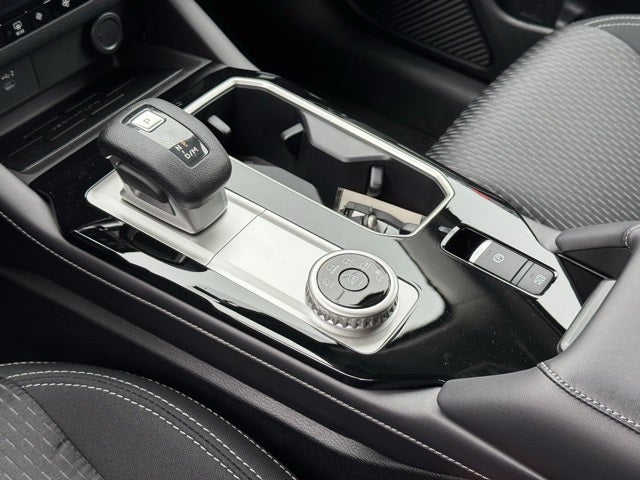 2025 Mitsubishi Outlander ES