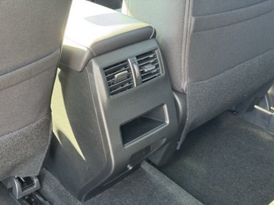 2025 Mitsubishi Outlander ES