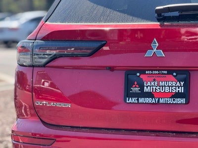 2026 Mitsubishi Outlander ES