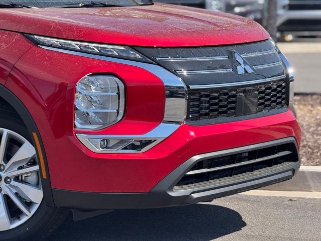 2026 Mitsubishi Outlander ES