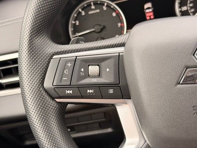 2026 Mitsubishi Outlander ES