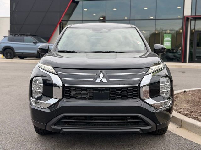 2026 Mitsubishi Outlander ES
