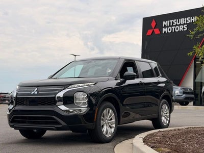 2026 Mitsubishi Outlander ES