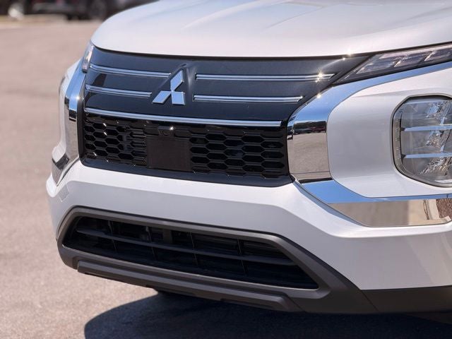 2026 Mitsubishi Outlander ES