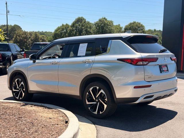 2024 Mitsubishi Outlander SE